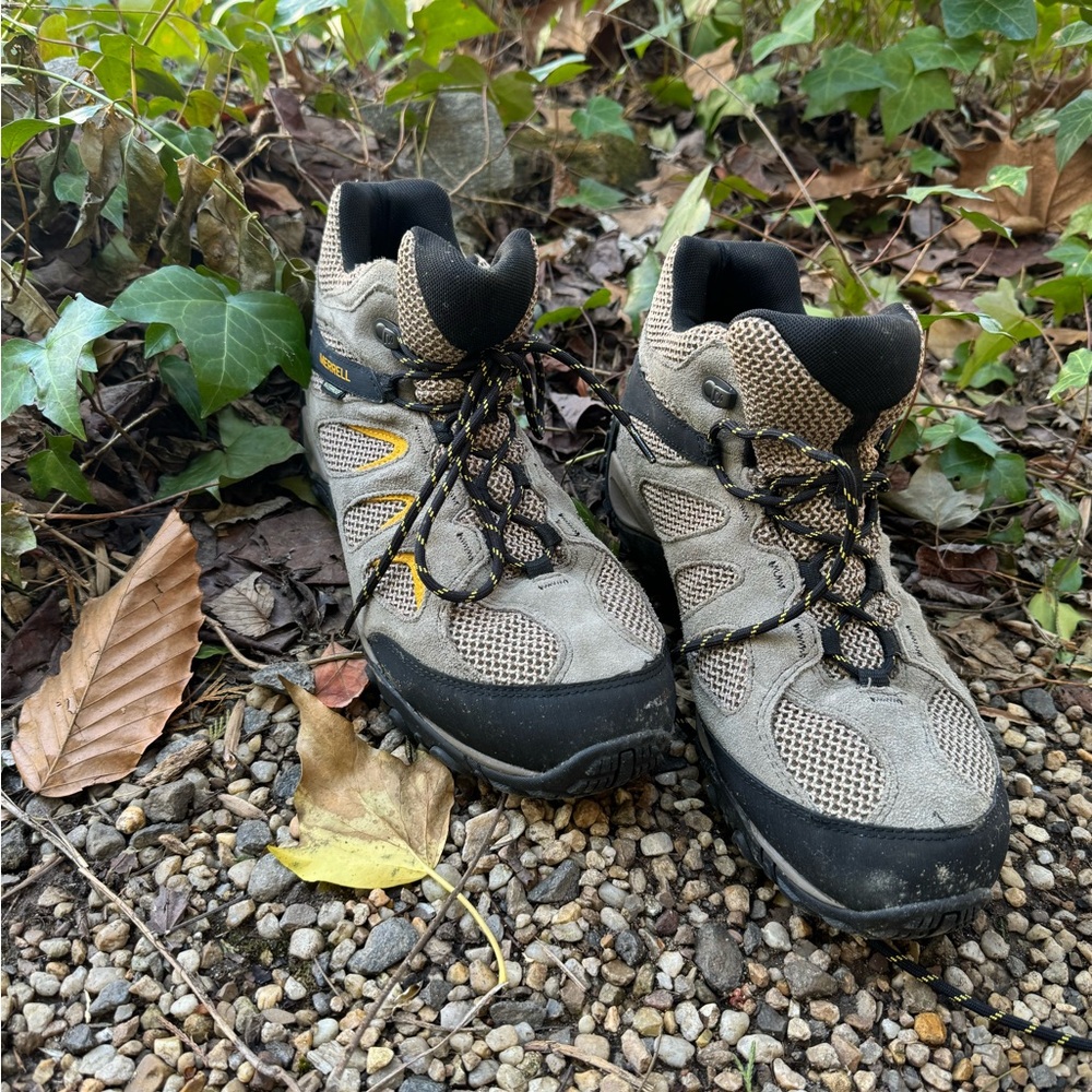Merrell Men’s 11.5 waterproof hiking boot
